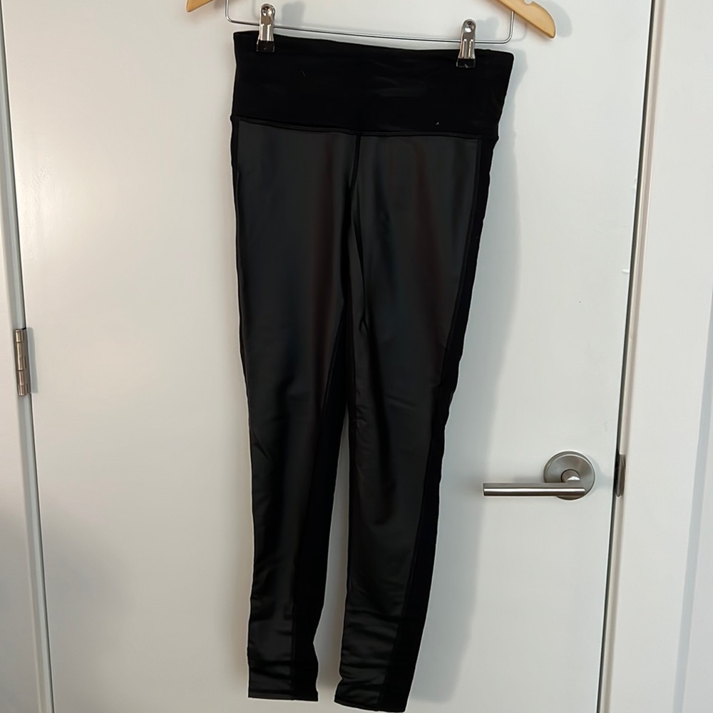 Athleta Gleam leather-like front leggings - size XS